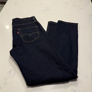 Levi's Dark rinse Jeans with stretch